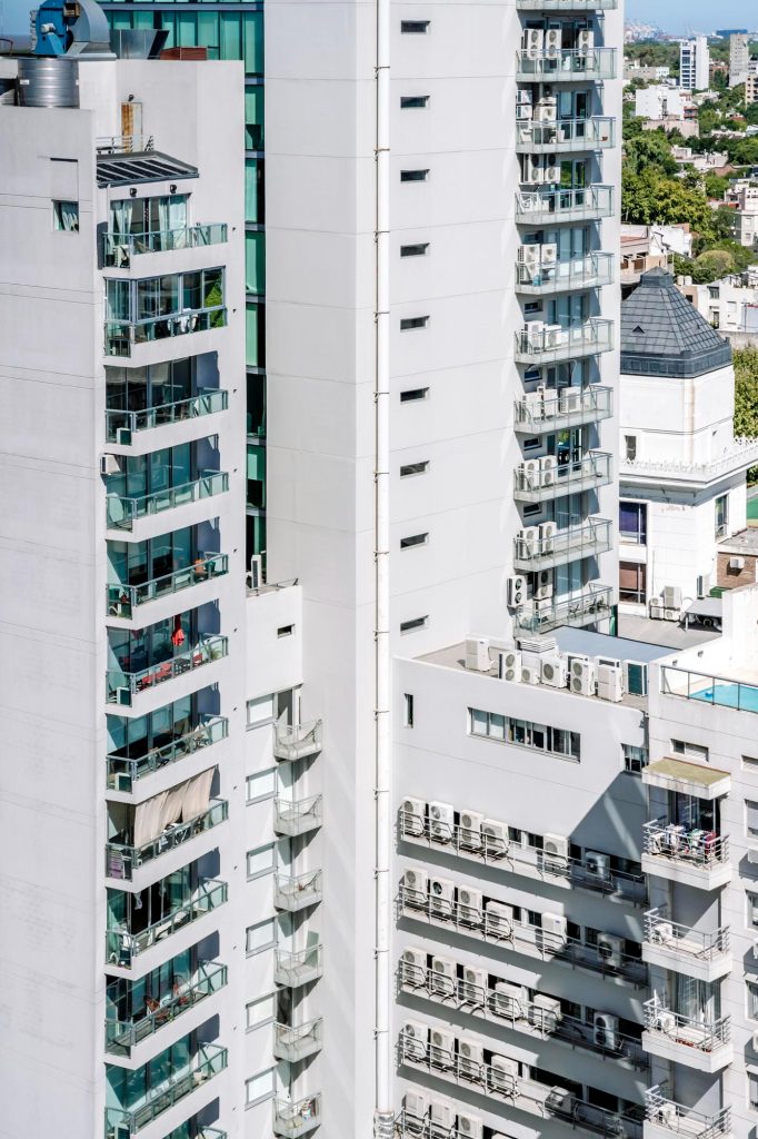 The Multifamily Industry in 2025 Pros, Cons, and Impacts on Property Managers Across the USA